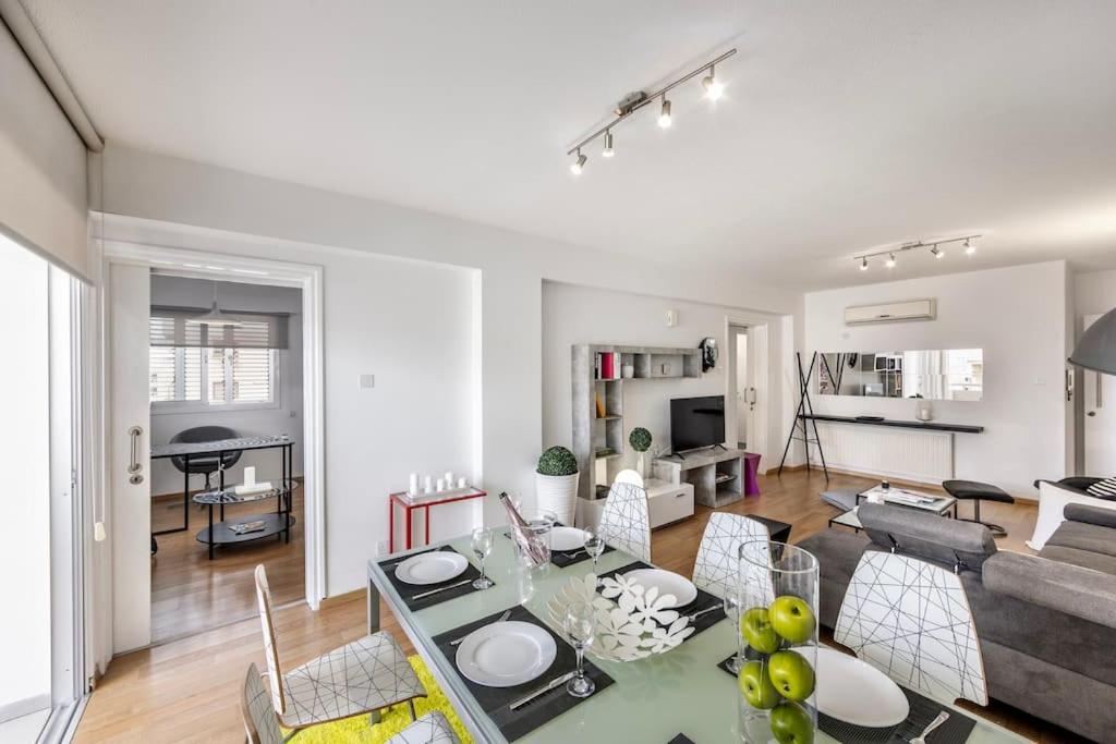 Luxurious Bright & Stylish 2Br With Office In Nicosia Nicósia Exterior foto